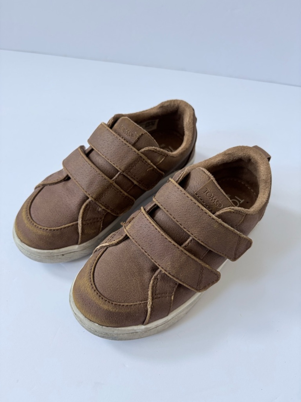 Toms‎ Cruz Double Strap Kids Sneaker Brown 10 Comfy Formal Special Occasion Soft